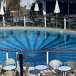 Naturist Port Ambonne Melrose View Διαμέρισμα *