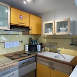 Naturist Port Ambonne Melrose View 아파트 *