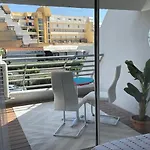 Naturist Port Ambonne Melrose View 아파트
