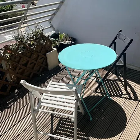 Naturist Port Ambonne Melrose View Apartament *