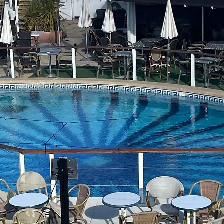 Naturist Port Ambonne Melrose View Apartament *