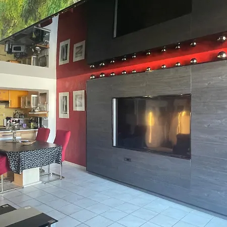 Naturist Port Ambonne Melrose View Apartament *