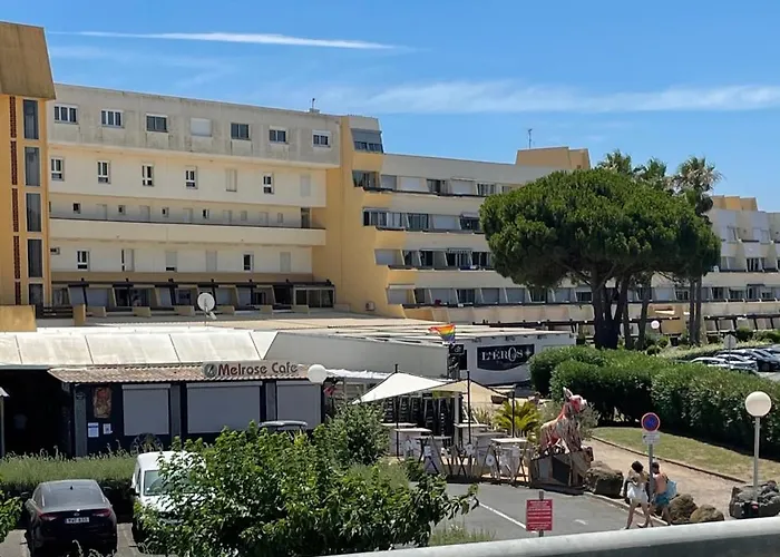 Apartment Naturist Port Ambonne Melrose View *