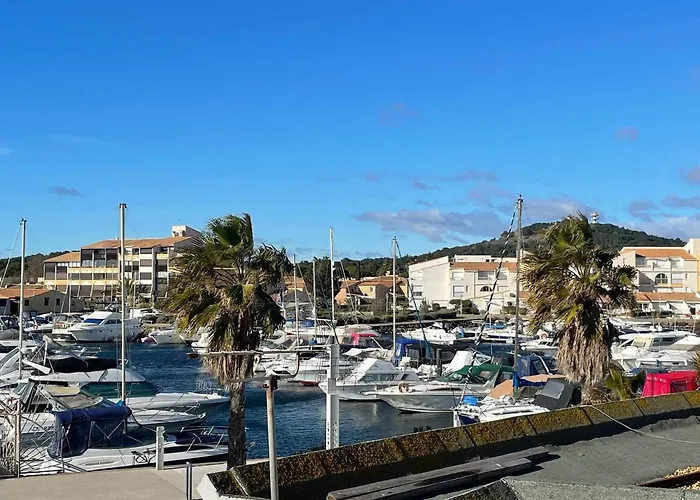 Naturist Port Ambonne Melrose View *