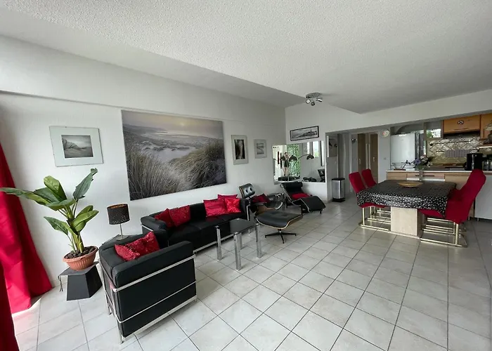 Naturist Port Ambonne Melrose View