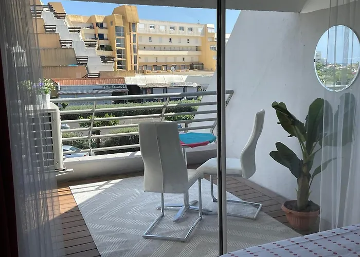 Naturist Port Ambonne Melrose View Apartment